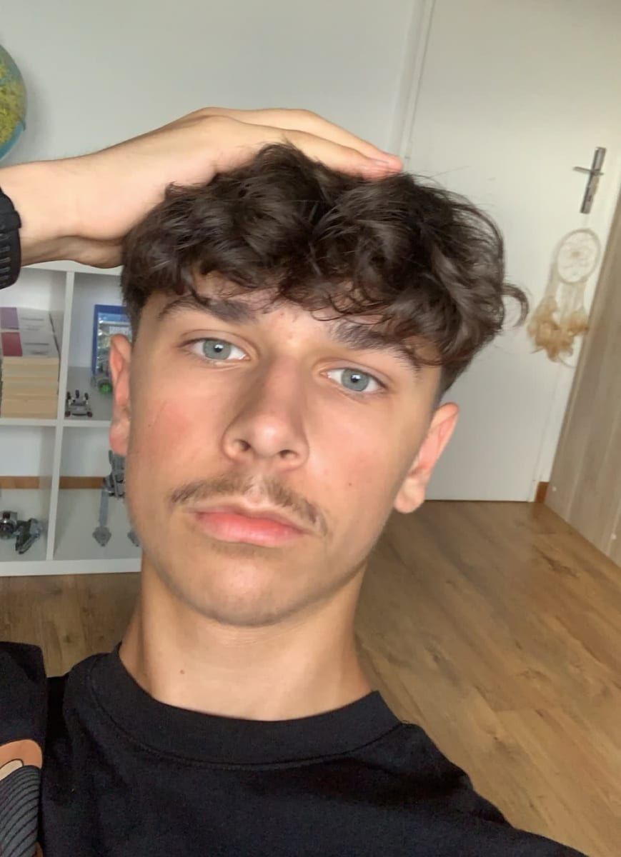 Profil de Lova